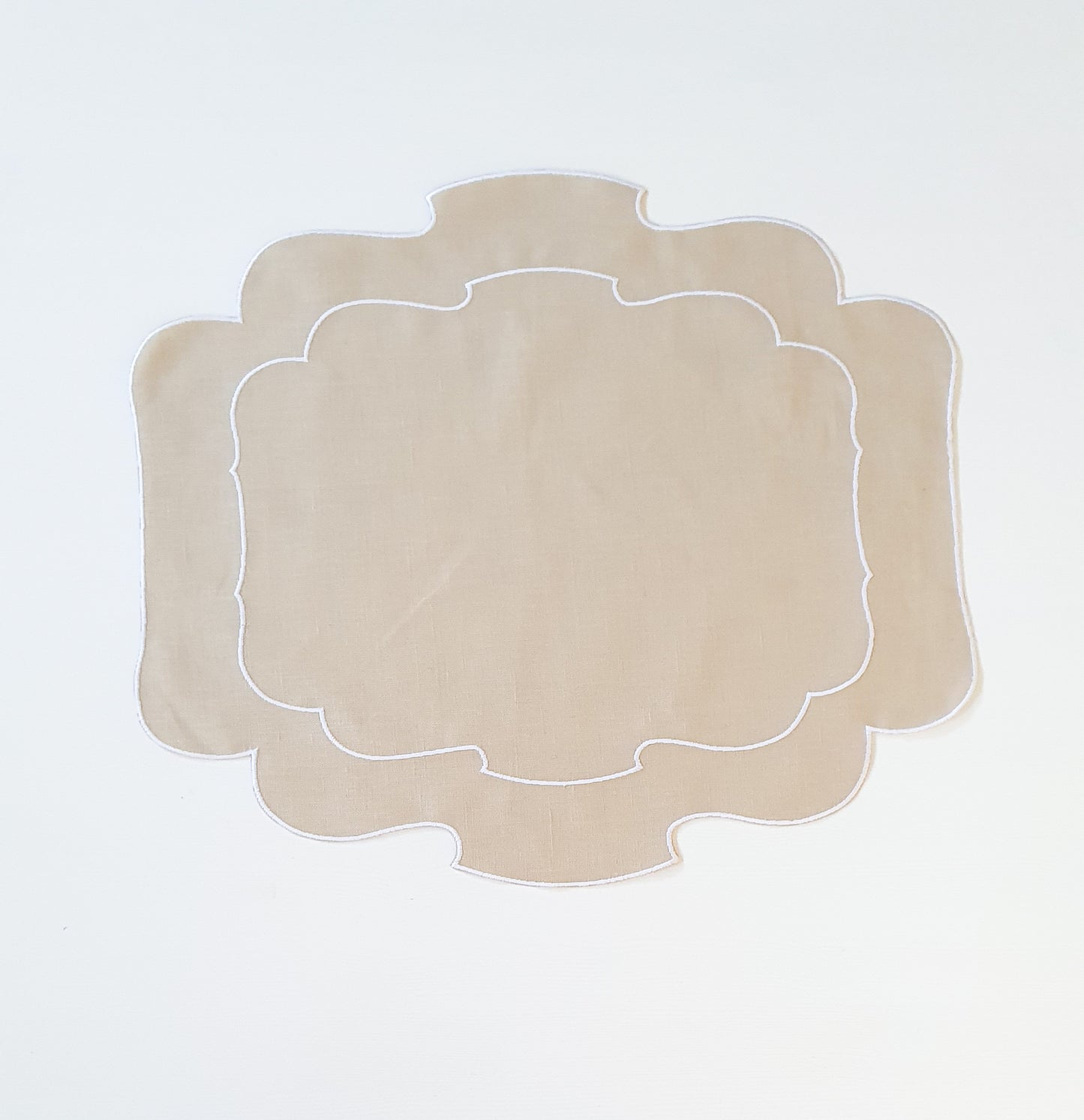 Charlotte Placemat Beige